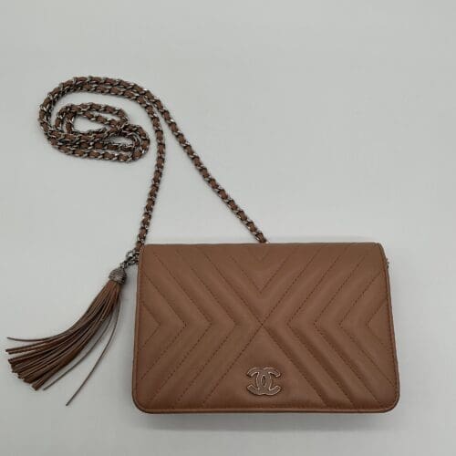 Bags - Chanel Wallet on Chain
